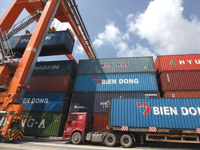 Web Tổng Nhà Cái 99Kl99 Giải Trí Bậc Nhất công nghiệp đang có nhiều cơ hội phát triển khi dịch vụ kho vận tăng mạnh. Ảnh: Đức Thanh.