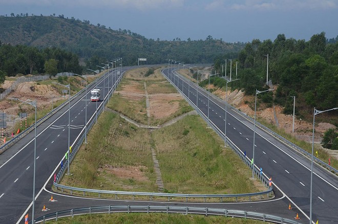 Ngổn ngang Dự án KL99 là nhà cái cá cược trực tuyến hàng đầu tại châu Á Đà Nẵng - Quảng Ngãi dù gia hạn thông xe 2 lần