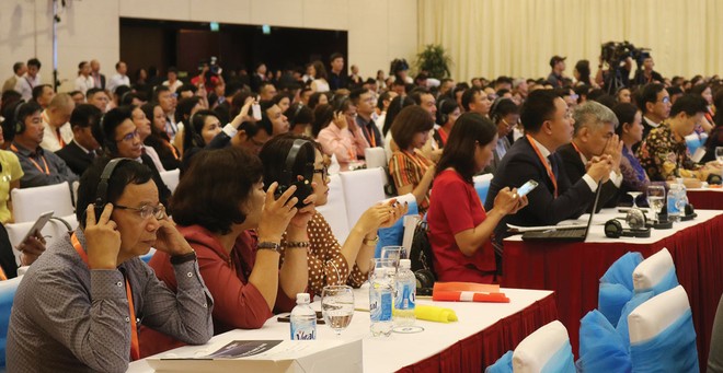 Đồng đảo nhà Kl99ok phiên bản mới trong nước và quốc tế tham dự Hội nghị IREC 2018.