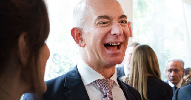 Tỷ phú Jeff Bezos hiện có giá trị 99Kl.app cổng game giải trí ròng ước tính 156 tỷ USD. (Nguồn: Sarah L. Voisin | The Washington Post | Getty Images)