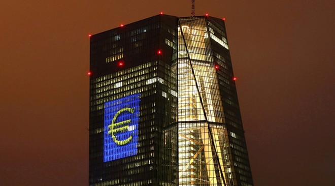 ECB đã chốt lịch "khai tử" các gói QE, dừng việc thu mua Kl99kl Hoàn Trả Vô Tận từ đầu năm 2019.