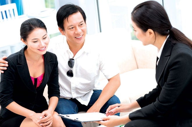 Môi giới Kl99kl phiên bản hoạt động theo hình thức truyền thống vẫn chiếm ưu thế tuyệt đối tại thị trường Việt Nam.
