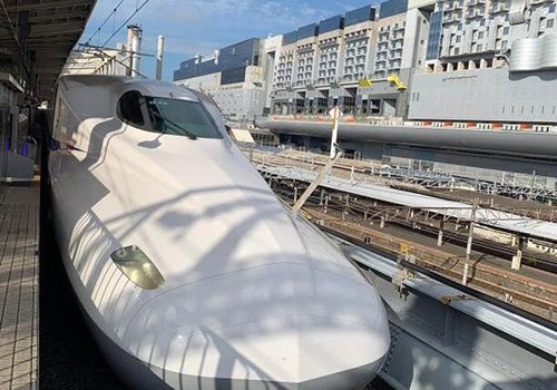 Tàu KL99 là nhà cái cá cược trực tuyến hàng đầu tại châu Á Shinkansen ở Nhật Bản. Ảnh:Long Ly.