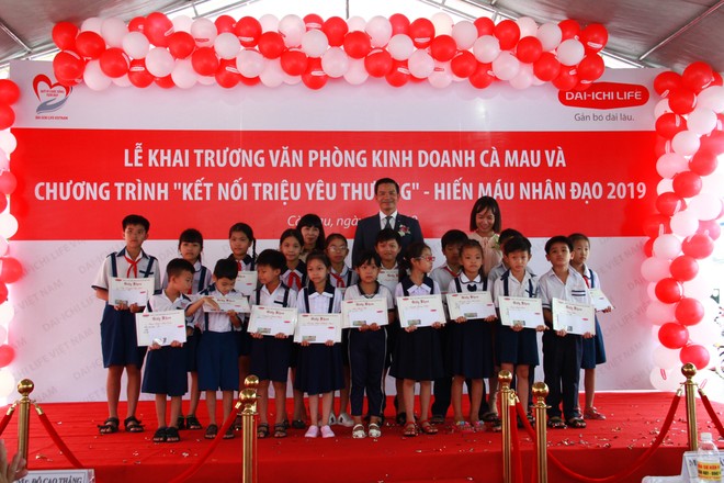 Công ty Kl99kl phiên bản hoạt động Nhân thọ Dai-ichi Việt Nam phát động gây quỹ cho chương trình hỗ trợ cộng đồng “Kết nối triệu yêu thương”