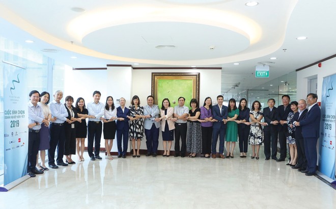 Các thành viên của Hội đồng chung khảo Cuộc bình chọn Kl991.com World Cup 2026 Chính Thức niêm yết 2019 