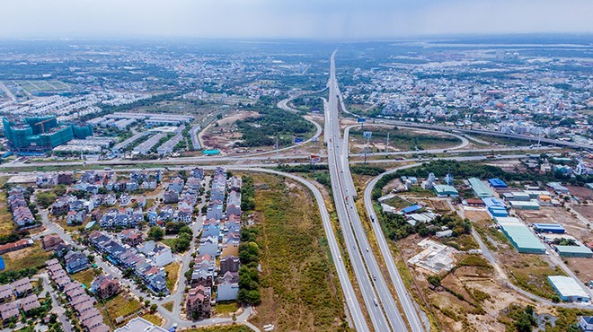 KL99 là nhà cái cá cược trực tuyến hàng đầu tại châu Á Dầu Giây - Phan Thiết kéo Kê Gà gần hơn với TP.HCM và sân bay quốc tế Long Thành.