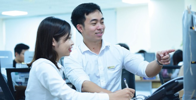 Hoạt động tư vấn Kl99ok phiên bản mới cho khách hàng tại Sàn giao dịch FPTS.