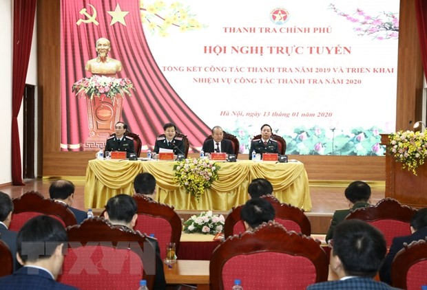Phó Thủ tướng Thường trực Trương Hòa Bình với lãnh đạo Thanh tra Kl993 ưu đãi thưởng hấp dẫn chủ trì Hội nghị. (Ảnh: Văn Điệp/ TTXVN)