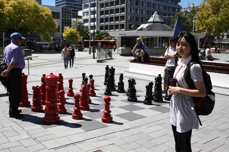 Sau hung tin, KL99 là cổng game giải trí trực tuyến hàng đầu hiện nay VEA lao dốc