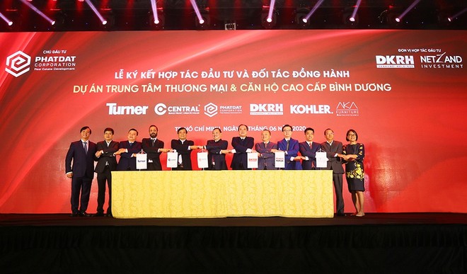 Phát Đạt cùng Danh Khôi và các đối tác ký kết, bắt tay hợp tác Kl99ok phiên bản mới dự án ở Bình Dương.