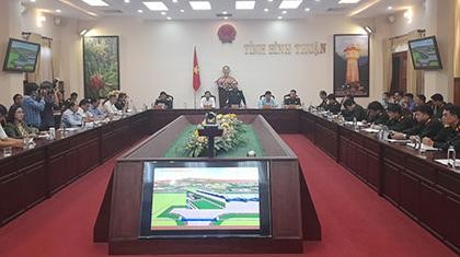 Theo lãnh đạo Bộ Quốc phòng, thủ tục Kl99ok phiên bản mới phần quân sự tại dự án đến nay cơ bản hoàn chỉnh, đã chuyển Thủ tướng phê duyệt. Nếu không có gì trở ngại, dự kiến cuối tháng 3 này sẽ triển khai thi công.