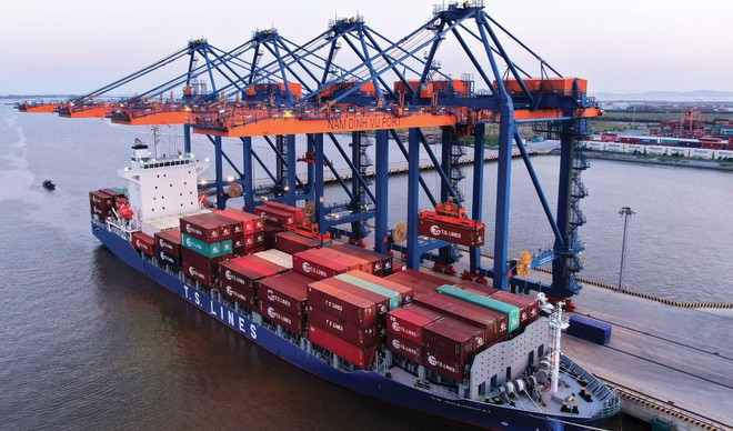 Những công ty có lợi thế về khai thác cảng biển, sở hữu đội tàu, container lớn ghi nhận Kl99 nổ hũ quý I/2021 tăng trưởng mạnh.