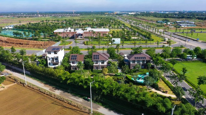 Waterpoint đang dần hình thành với hệ thống Kl99kl ưu đãi độc quyền và tiện ích hiện đại là hình mẫu phát triển đô thị vệ tinh tại Long An.