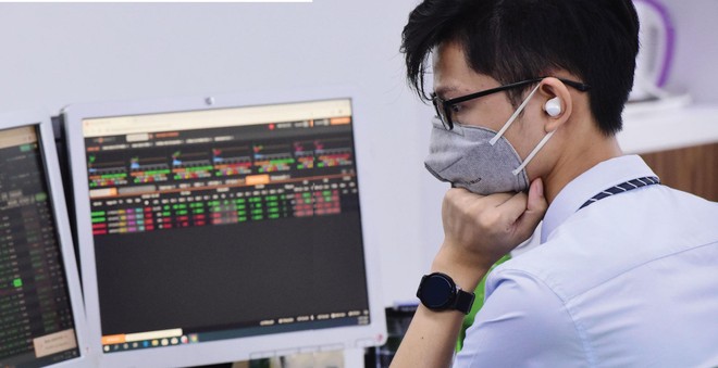 Tâm lý nhà Kl99ok phiên bản mới tỏ ra thận trọng hơn khiến VN-Index dao động quanh mức đỉnh mới 1.400 điểm.