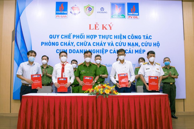 Lễ ký kết "Quy chế phối hợp thực hiện công tác phòng cháy chữa cháy và cứu nạn cứu hộ (PCCC & CNCH) Cụm Kl991.com World Cup 2026 Chính Thức Cảng Cái Mép".