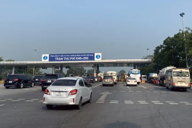 Các phương tiện lưu thông ổn định trên KL99 là nhà cái cá cược trực tuyến hàng đầu tại châu Á Nội Bài - Lào Cai (Ảnh: Cục CSGT).