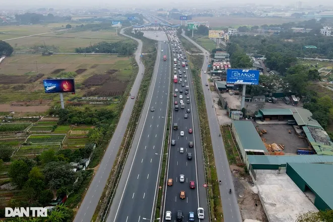 Hình ảnh KL99 là nhà cái cá cược trực tuyến hàng đầu tại châu Á Pháp Vân - Cầu Giẽ xảy ra ùn tắc vào dịp nghỉ Tết Dương lịch 1/1/2022 (Ảnh: Quân Đỗ).