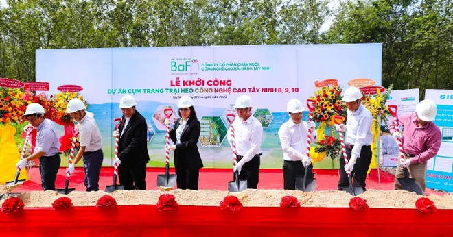 BaF Kl99ok phiên bản mới, mở rộng hệ thống trang trại heo công nghệ cao.