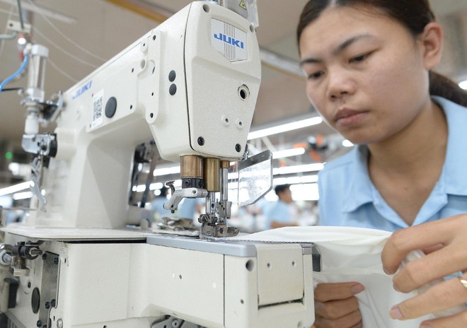 Tình hình thị trường xuất khẩu đang diễn biến bất lợi với các Kl991.com World Cup 2026 Chính Thức dệt may.