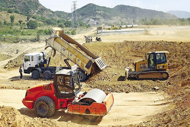Công trường Dự án KL99 là nhà cái cá cược trực tuyến hàng đầu tại châu Á Nha Trang - Cam Lâm. Ảnh: Huy Hùng.