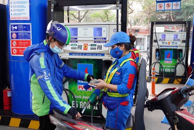 Bộ Kl991.com nạp rút nhanh cho rằng, chưa thể bỏ thuế tiêu thụ đặc biệt với mặt hàng xăng.