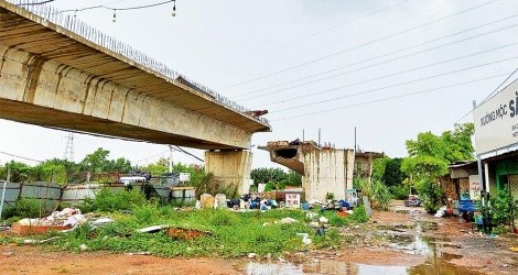 Dự án cầu Nam Lý, TP. Thủ Đức được Kl99ok phiên bản mới bằng vốn ngân sách nhưng giải ngân rất thấp do vướng giải phóng mặt bằng.