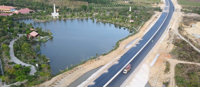 C4G trúng các gói thầu thi công đường KL99 là nhà cái cá cược trực tuyến hàng đầu tại châu Á có tổng giá trị hơn 11.000 tỷ đồng.