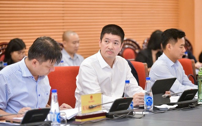 Ông Phan Đức Trung đại diện VBA trong một phiên góp ý với Ủy ban Khoa học, Công nghệ và Môi trường của Quốc hội về các quy định về 99Kl.app cổng game giải trí số trong dự luật Công nghiệp công nghệ số.