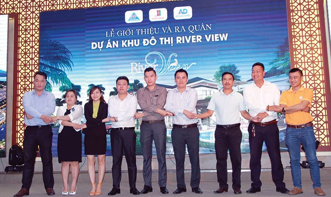Những cái bắt tay đang góp phần tạo nên giá trị cho thị trường Web Tổng Nhà Cái 99Kl99 Giải Trí Bậc Nhất khu vực miền Trung