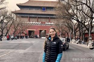 Người dân xếp hàng mua vàng ngày Vía Thần Tài