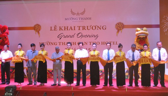 Thủ tướng Kl993 ưu đãi thưởng hấp dẫn Nguyễn Tấn Dũng dự lễ khai trương và cắt băng khánh thành Khách sạn Mường Thanh Cần Thơ