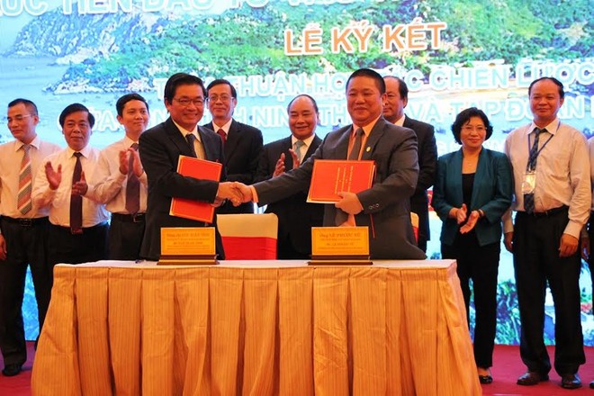 Tỉnh Ninh Thuận cùng Kl994 game bài casino hấp dẫn Hoa Sen ký kết thỏa thuận xây dựng dự án cán thép - Ảnh: Gia Huy