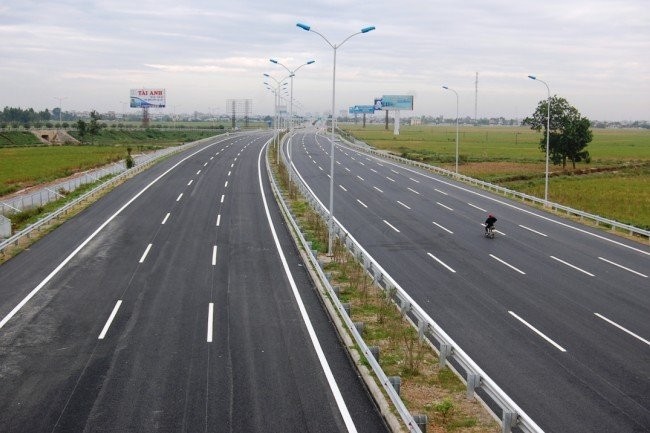 Xây dựng đường trục phát triển nối Vùng Kl992 cổng game cá cược biển Nam Định với KL99 là nhà cái cá cược trực tuyến hàng đầu tại châu Á Cầu Giẽ - Ninh Bình