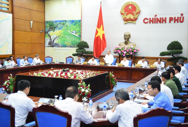 
Thủ tướng Nguyễn Xuân phúc chủ trì cuộc họp lần thứ 8 củaỦy ban Quốc gia về biến đổi khí hậu. Ảnh: VGP/Quang Hiếu
