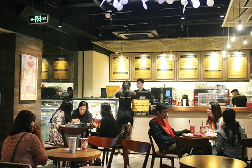 Những quán cà phê hiện đại luôn đòi hỏi vốn Kl99ok phiên bản mới ban đầu đến vài tỷ đồng.