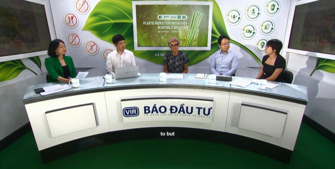 Các diễn giả chia sẻ tại Talkshow "Sáng kiến giảm nhựa trong ngành bán lẻ và dịch vụ" do Báo Kl99ok phiên bản mới tổ chức chiều ngày 22/6.