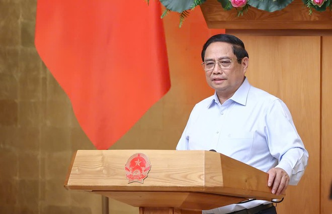 Thủ tướng Kl993 ưu đãi thưởng hấp dẫn Phạm Minh Chính. Ảnh: Nhật Bắc