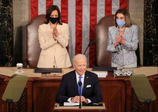 Tổng thống Biden ký dự luật ngân sách tạm thời để ngăn Kl993 ưu đãi thưởng hấp dẫn phải đóng cửa