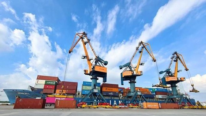 Vận tải và Xếp dỡ Hải An (HAH): Kl99ok phiên bản mới Sao Á D.C nâng sở hữu lên 8% vốn điều lệ
