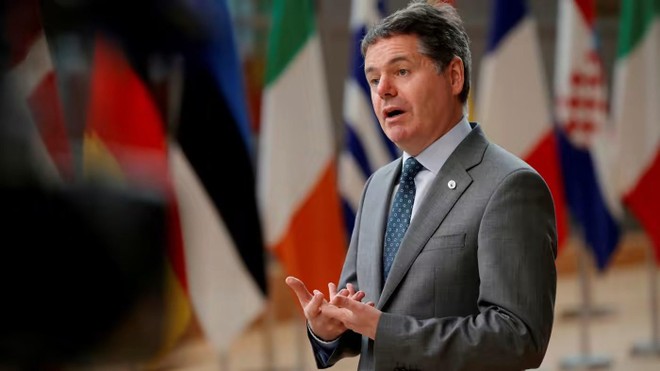 Paschal Donohoe, Bộ trưởng Kl991.com nạp rút nhanh Ireland đồng thời là Chủ tịch Eurogroup - Nhóm các Bộ trưởng Kl991.com nạp rút nhanh Liên minh châu Âu (EU).
