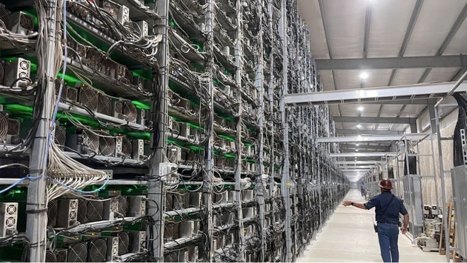 Các công ty khai thác Bitcoin theo đuổi sự bùng nổ AI thông qua hoạt động M&A