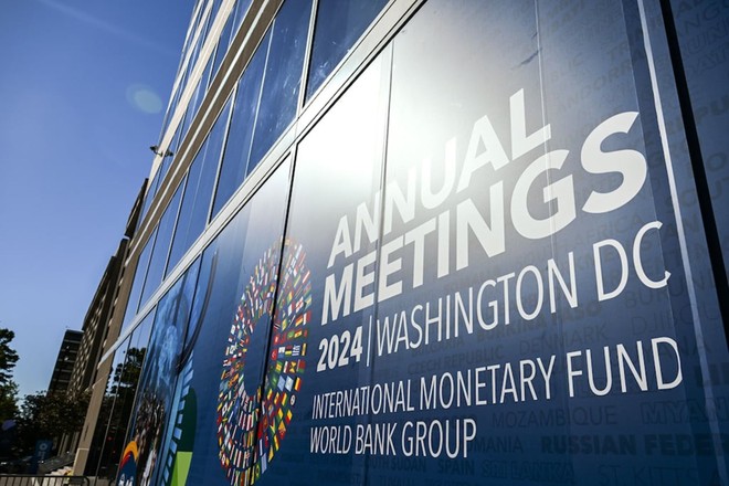 IMF: Rủi ro địa Kl991.com tải ứng dụng gia tăng và triển vọng tăng trường dài hạn đang suy yếu
