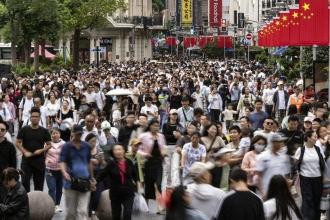 Trung Quốc có thể tiếp tục cố gắng thúc đẩy tiêu dùng mà không cần gói kích thích quá lớn
