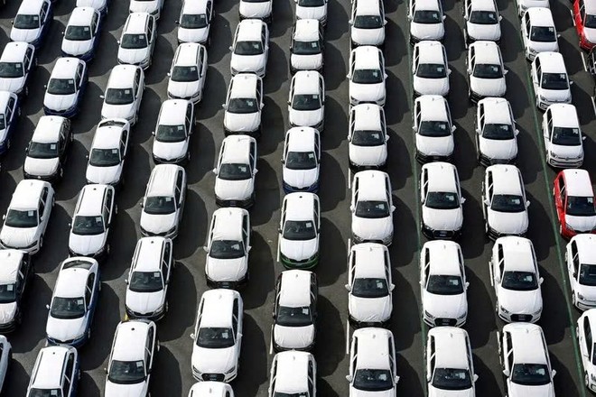 Doanh số bán xe điện toàn cầu tăng 29% trong tháng 3