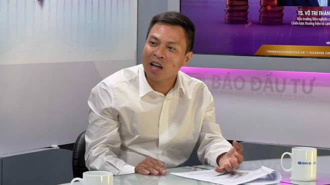TS. Trần Minh Tuấn, Phó chủ tịch HĐQT Công ty 99Kl99 link đăng nhập Smart Invest chia sẻ tại Talkshow. Ảnh: Chí Cường