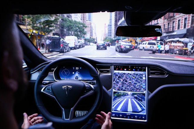 Elon Musk sẵn sàng đặt cược Kl99 nổ hũ của Tesla vào giấc mơ ô tô không người lái