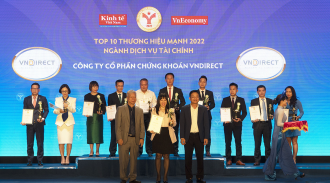 VNDIRECT nhận giải “Top 10 thương hiệu mạnh Việt Nam ngành dịch vụ Kl991.com nạp rút nhanh ”