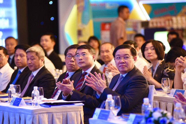 Trang Chủ KL99Com Số 1 Link Đăng Ký KL999 không tiền mặt: Xu hướng phát triển tất yếu trong Cách mạng công nghiệp 4.0