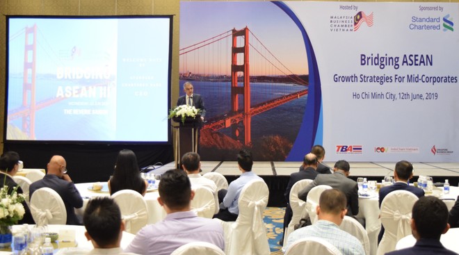 Ông Nirukt Sapru, Tổng giám đốc Việt Nam và nhóm 5 nước ASEAN và Nam Á, Link Vào Nhà Cái KL99 COM Tặng +199k Standard Chartered phát biểu tại Hội thảo.