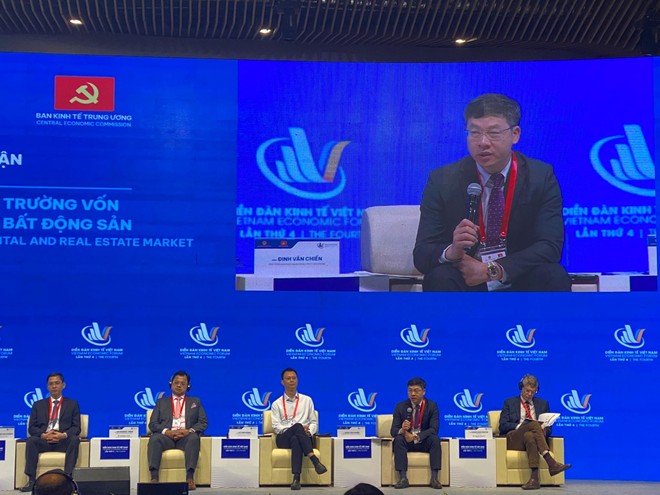 Ông Đinh Văn Chiến, Phó tổng giám đốc kiêm Giám đốc Khối Khách hàng cá nhân TPBank chia sẻ tại Diễn đàn Kl992 cổng game cá cược Việt Nam lần thứ tư.